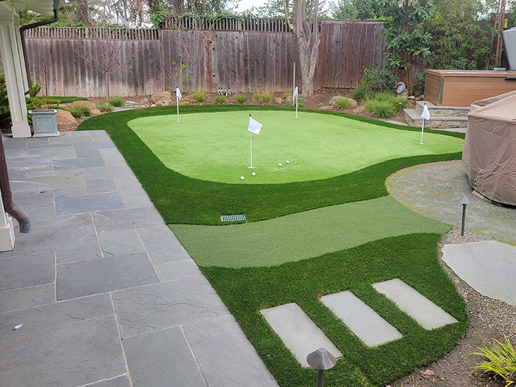 7 Putting Tips for Improving Your Skills with Austin Artificial Grass