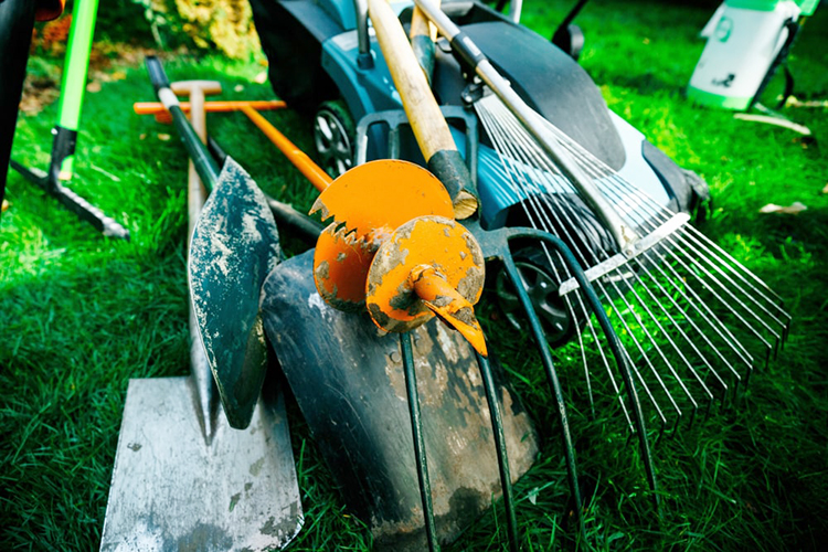 fake turf maintenance with rake, leaf blower, artificial grass