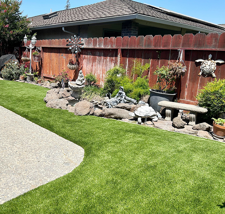 Harness the Power of Artificial Grass for High-Traffic Areas in Gardens